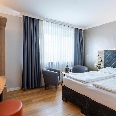 Plaza Inn Rieker Stuttgart Hauptbahnhof Extérieur photo