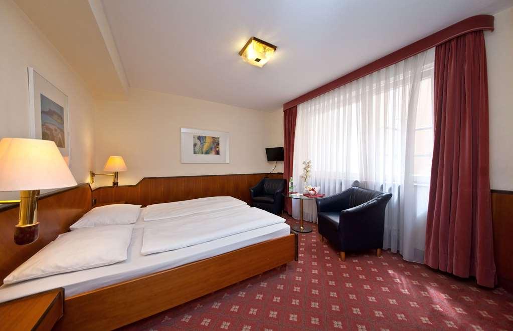 Plaza Inn Rieker Stuttgart Hauptbahnhof Chambre photo