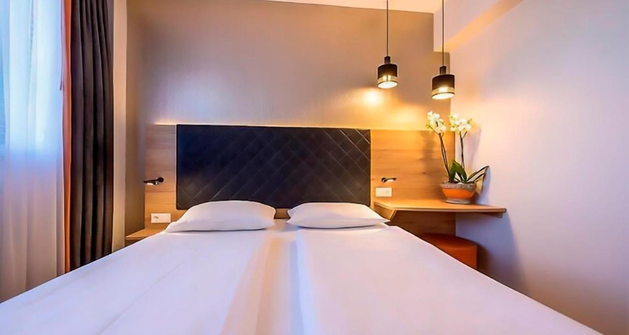 Plaza Inn Rieker Stuttgart Hauptbahnhof Extérieur photo